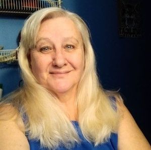 Meet your Posher, Debra